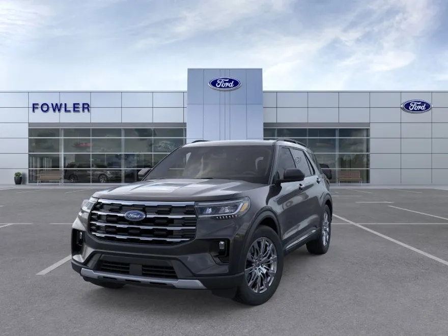 2025 Ford Explorer photo 1