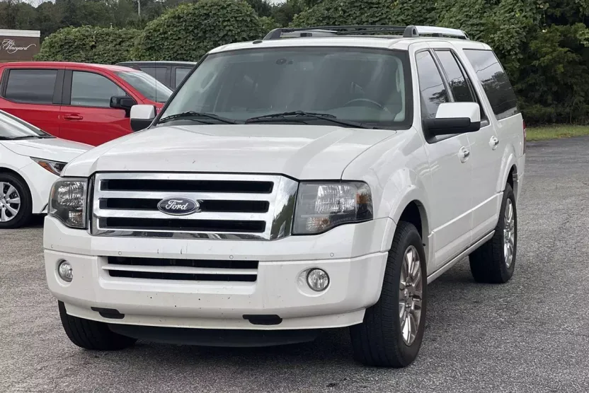 2013 Ford Expedition EL Limited photo 1