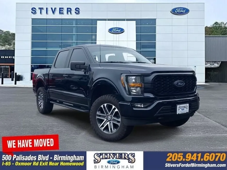 2023 Ford F-150 XL photo 1