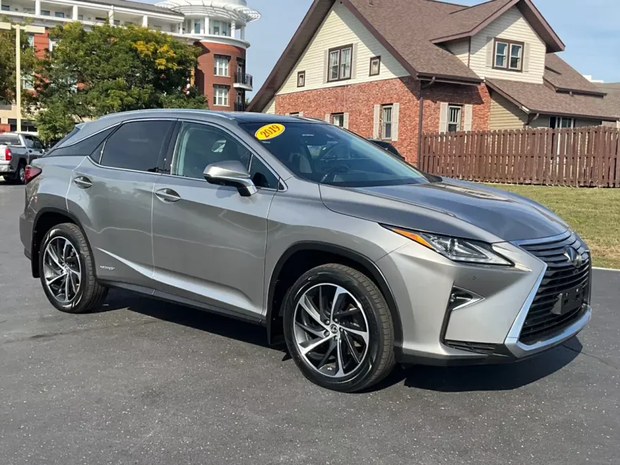 2019 Lexus RX 450h photo 1