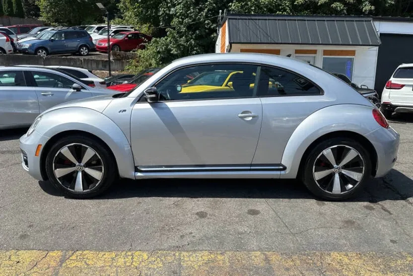 2014 Volkswagen Beetle R-Line photo 1