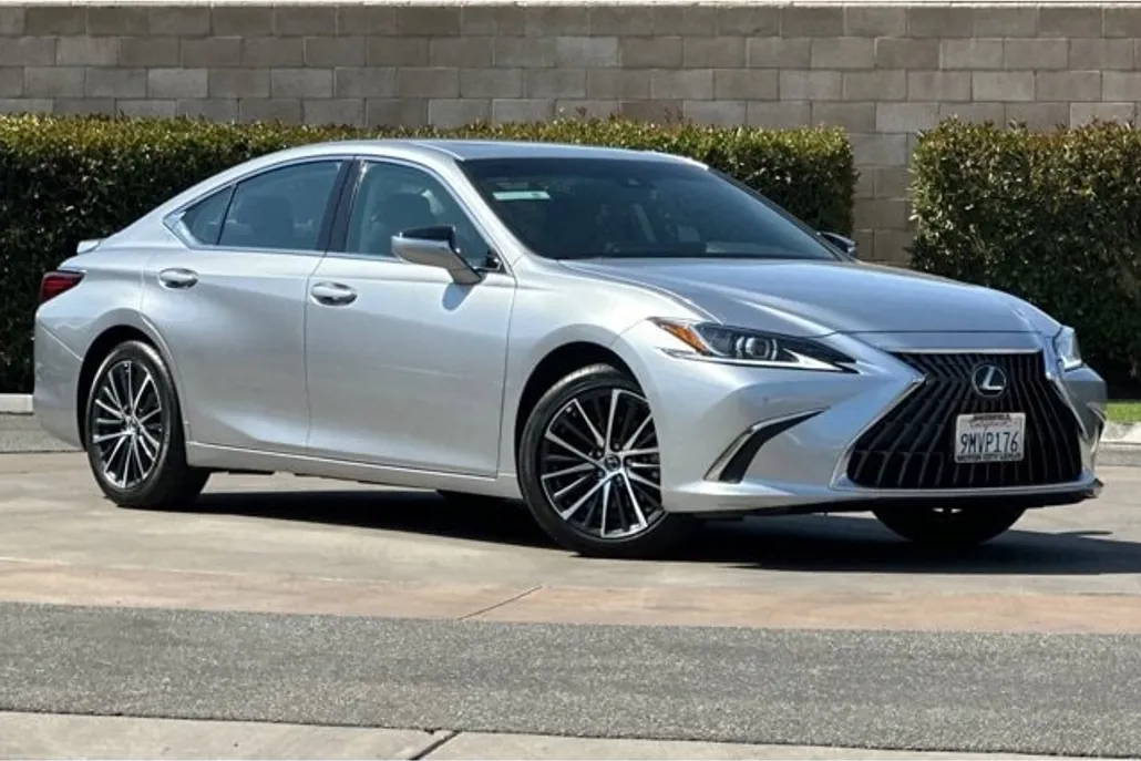2024 Lexus ES 300h Base photo 1
