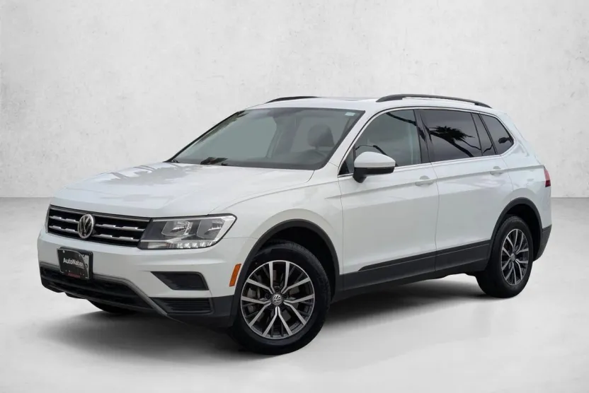 2019 Volkswagen Tiguan SEL R-Line photo 1
