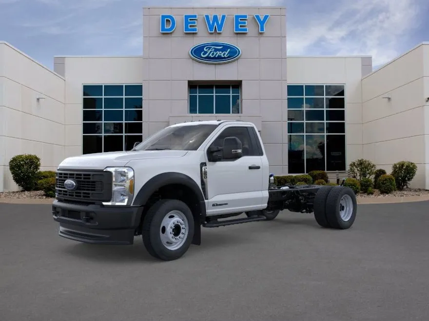 2025 Ford F-550 XL photo 1