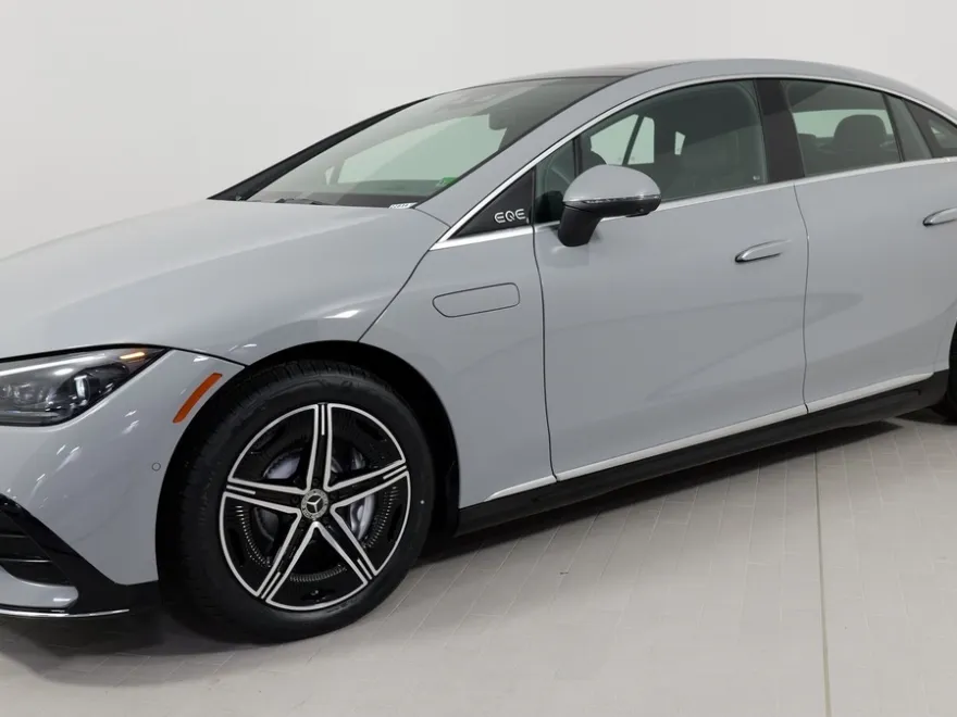 2023 Mercedes Benz EQE Sedan 350 4MATIC photo 1