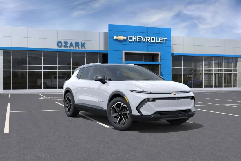 2026 Chevrolet Equinox EV 1LT photo 1
