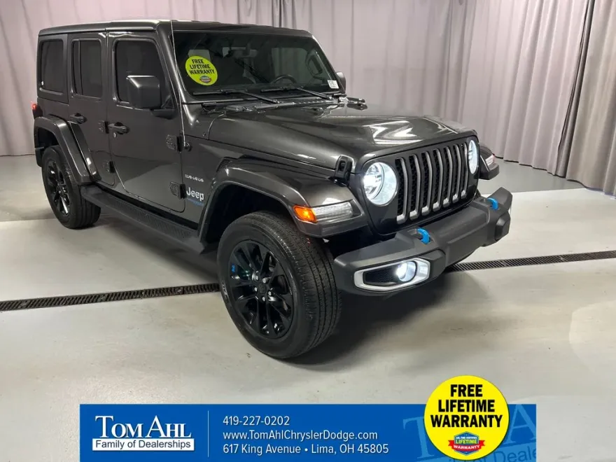 2022 Jeep Wrangler Unlimited 4xe Sahara photo 1