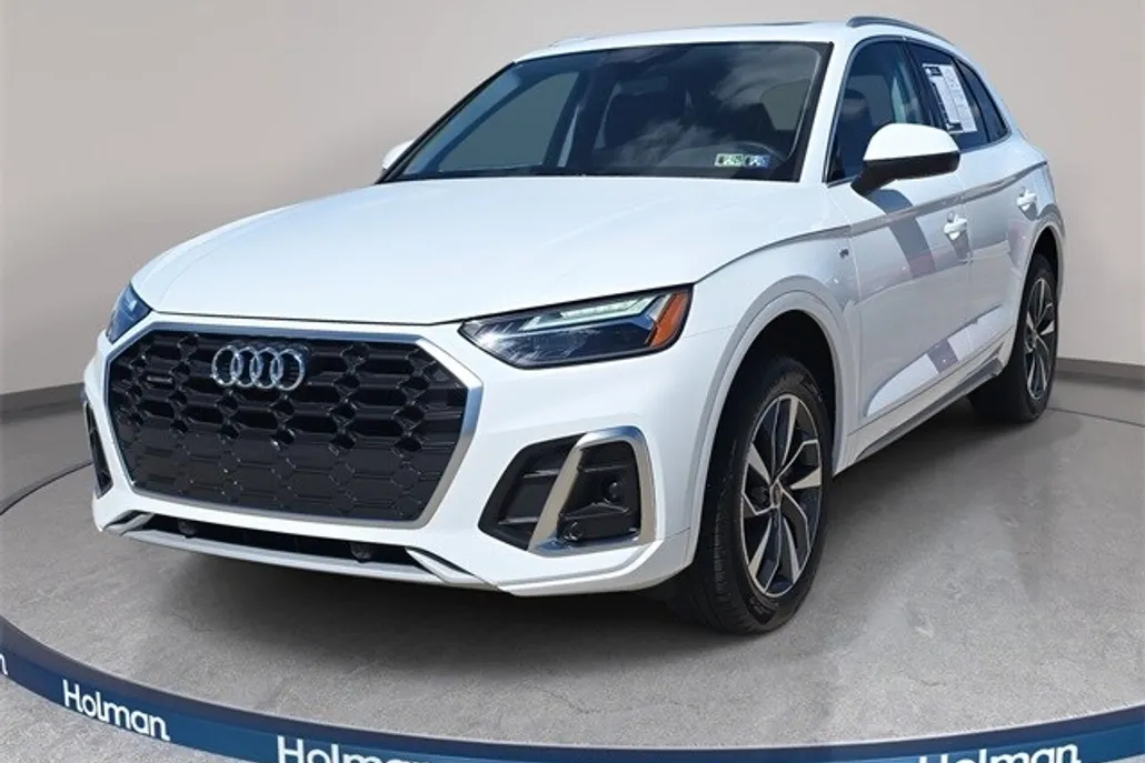 2024 Audi Q5 45 S line Premium photo 1