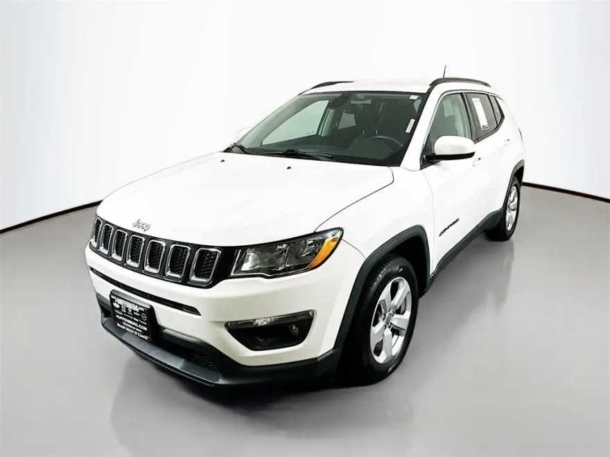2018 Jeep Compass Latitude photo 1