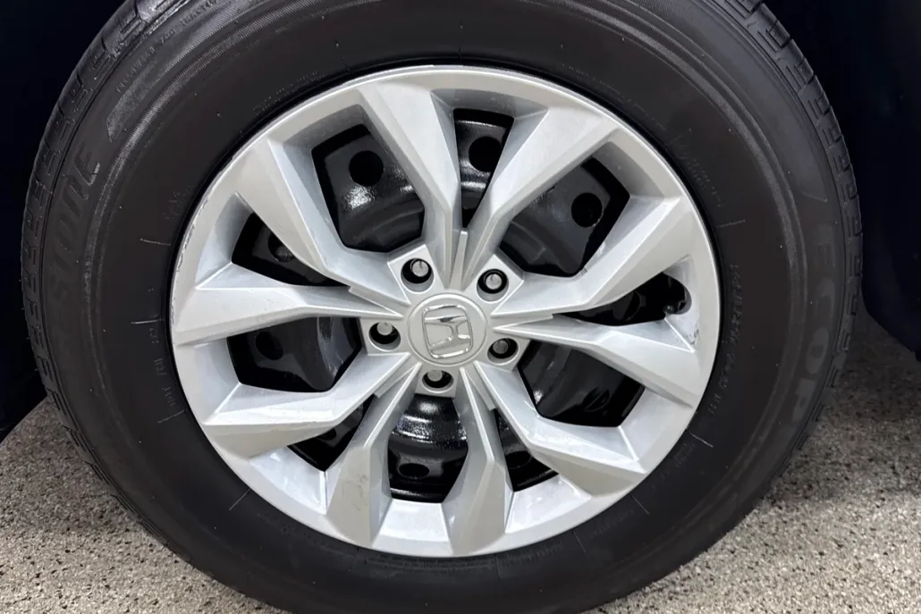 2023 Honda CR-V LX photo 1