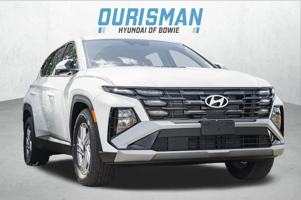 2026 Hyundai Tucson SE photo 1