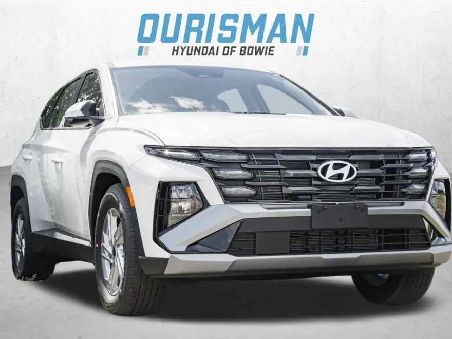 2026 Hyundai Tucson SE photo 1