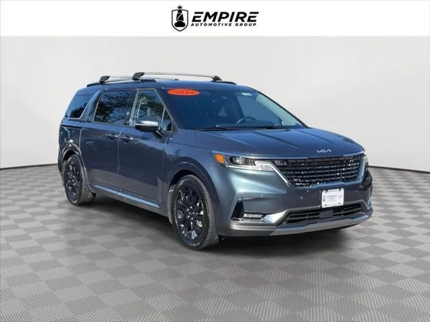 2022 Kia Carnival SX photo 1