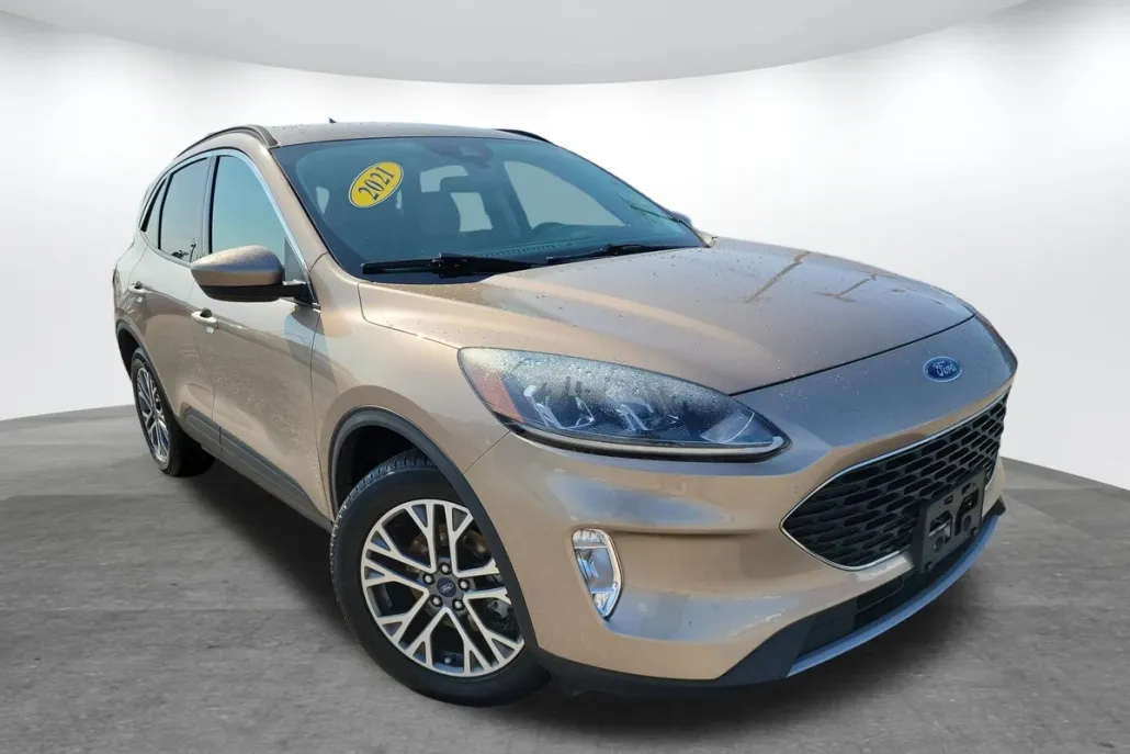 2021 Ford Escape SEL photo 1