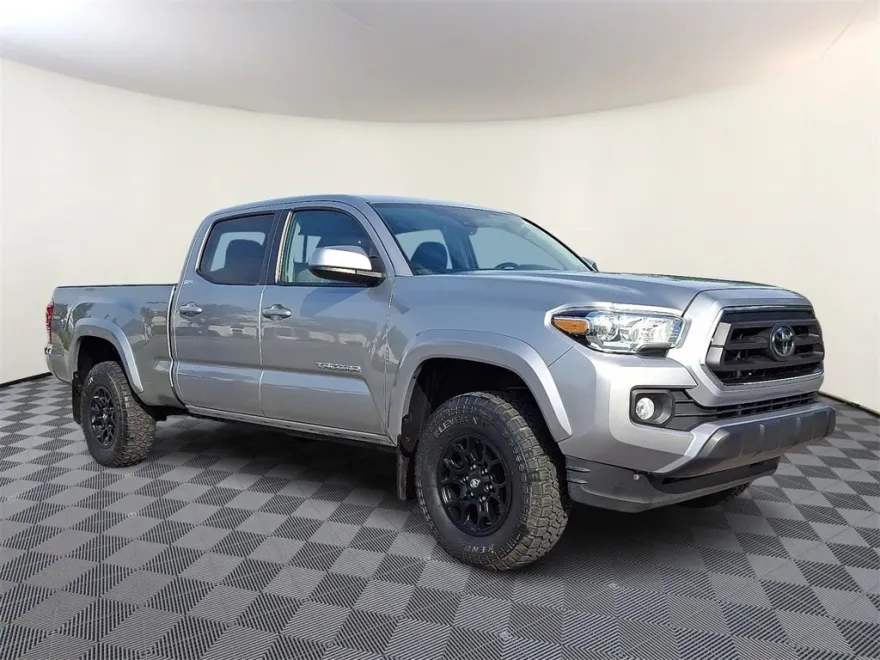 2021 Toyota Tacoma SR5 photo 1