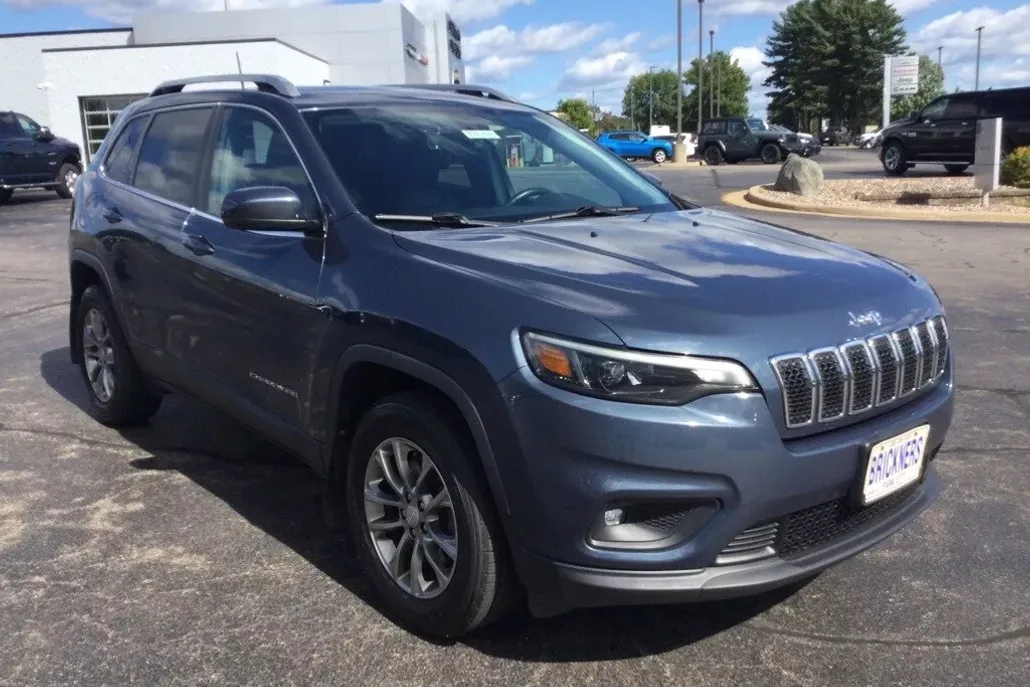 2019 Jeep Cherokee Latitude photo 1
