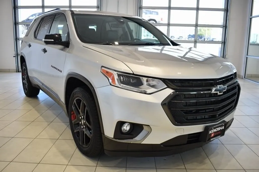 2020 Chevrolet Traverse Premier photo 1