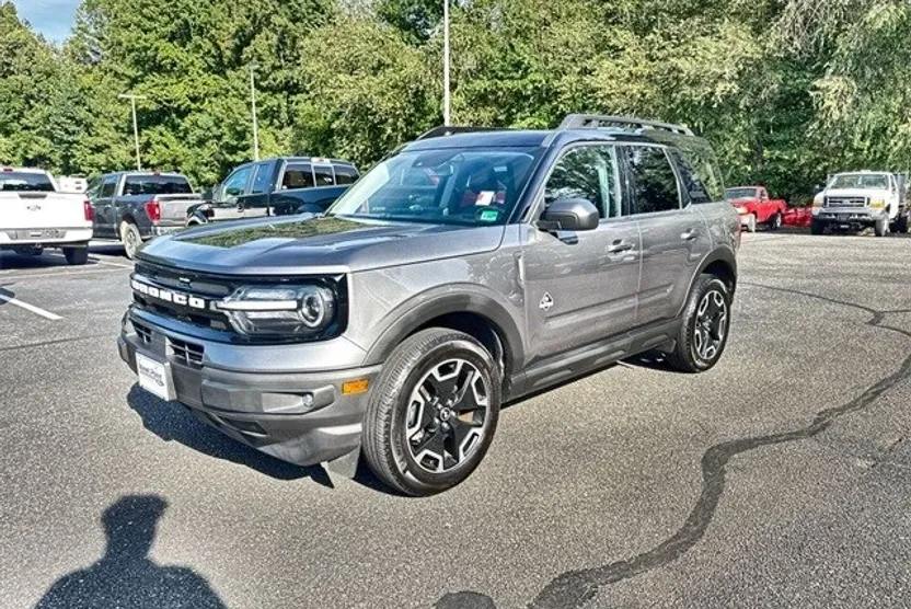 2024 Ford Bronco Sport Outer Banks photo 1