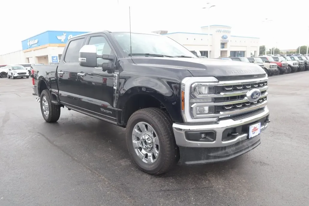 2025 Ford F-250 King Ranch photo 1