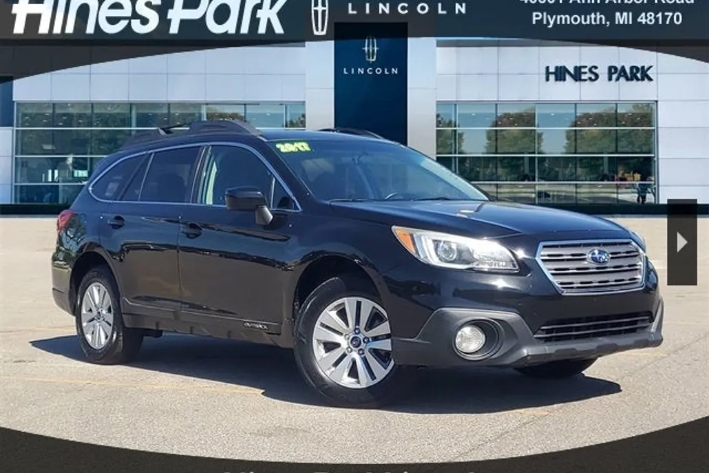 2017 Subaru Outback 2.5i Premium photo 1