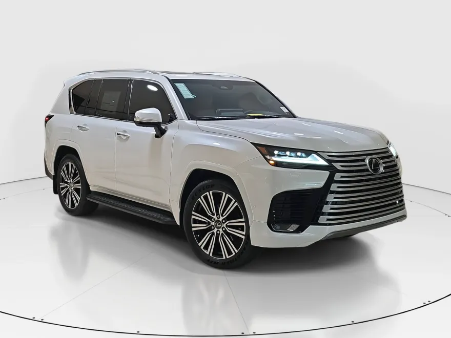 2025 Lexus LX Luxury photo 1