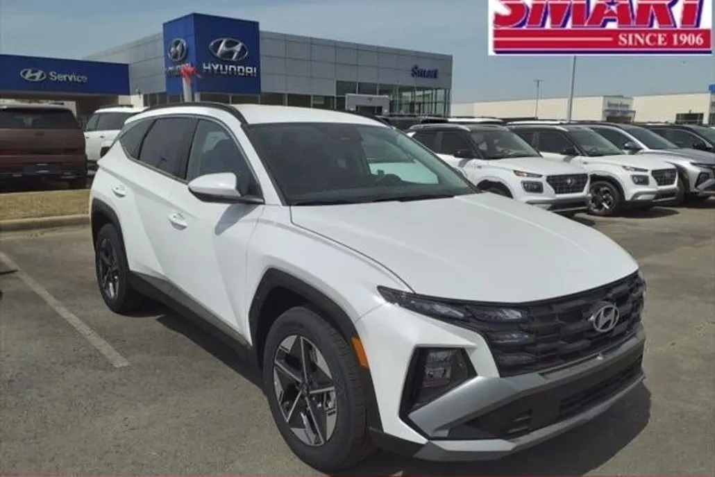 2025 Hyundai Tucson SEL photo 1