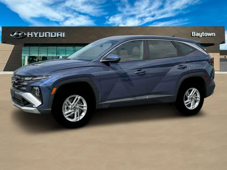 2025 Hyundai Tucson SE photo 1