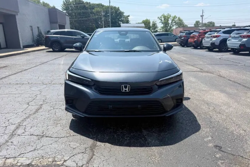 2024 Honda Civic Sport photo 1