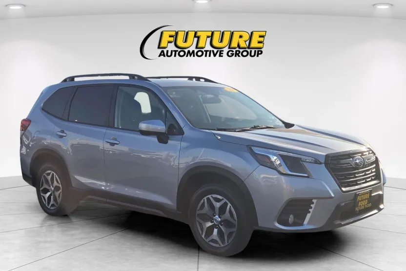 2022 Subaru Forester Premium photo 1