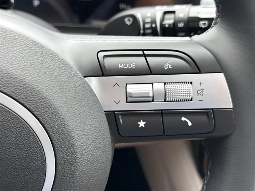 2025 Hyundai Tucson SEL Convenience photo 1