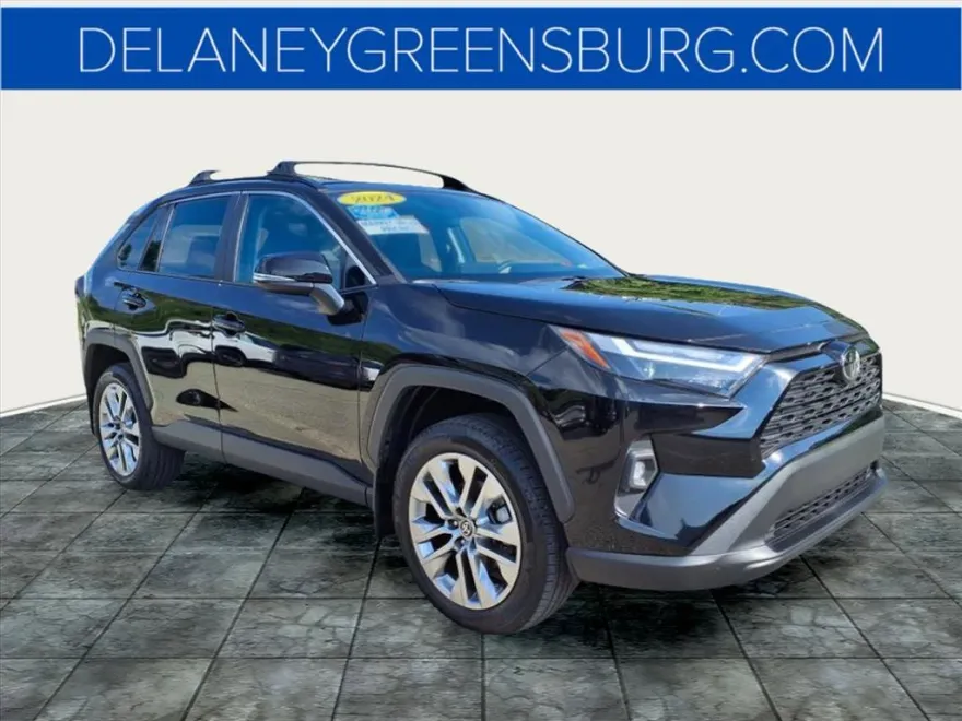 2024 Toyota RAV4 XLE Premium photo 1
