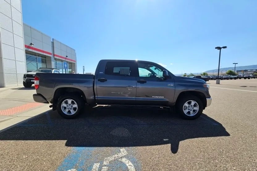 2021 Toyota Tundra SR5 Grade photo 1