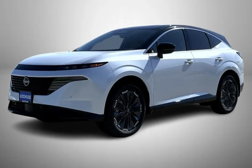2026 Nissan Murano Platinum photo 1