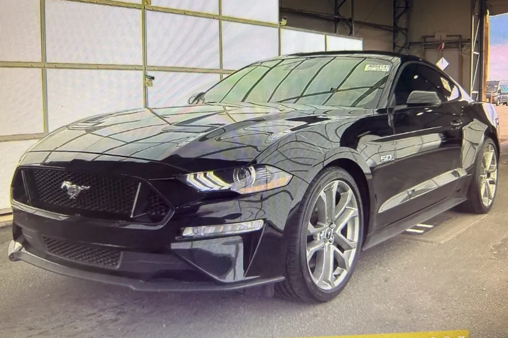 2023 Ford Mustang GT Premium photo 1
