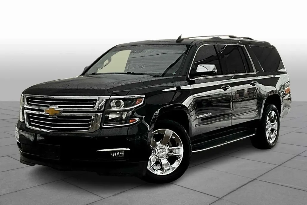 2016 Chevrolet Suburban LTZ photo 1