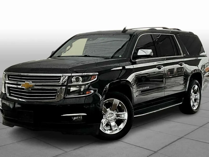 2016 Chevrolet Suburban LTZ photo 1