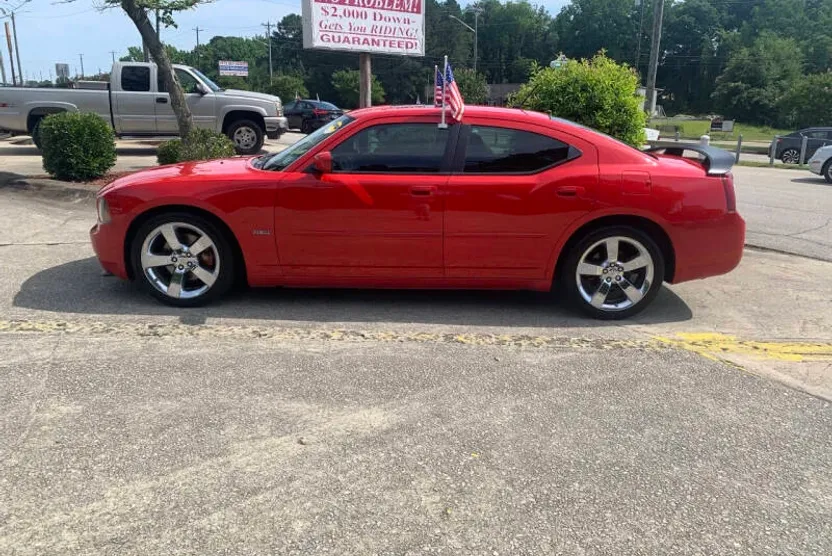 2008 Dodge Charger R/T photo 1