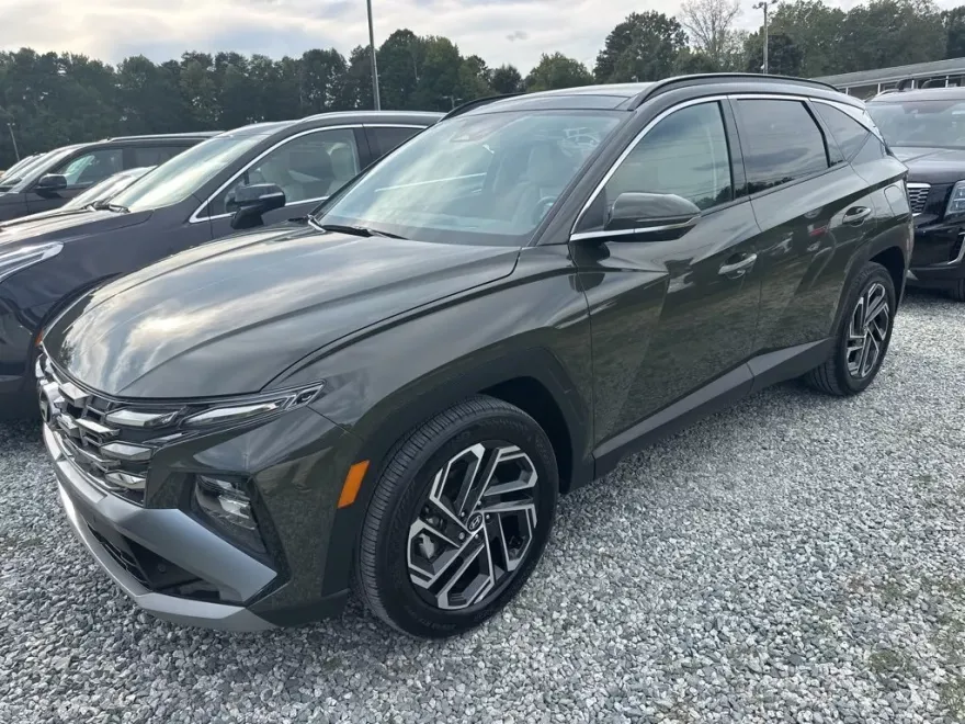 2025 Hyundai Tucson Limited photo 1