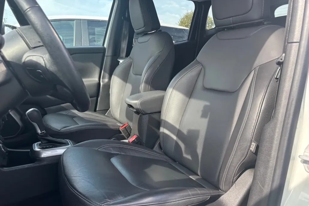 2022 Jeep Renegade Limited photo 1