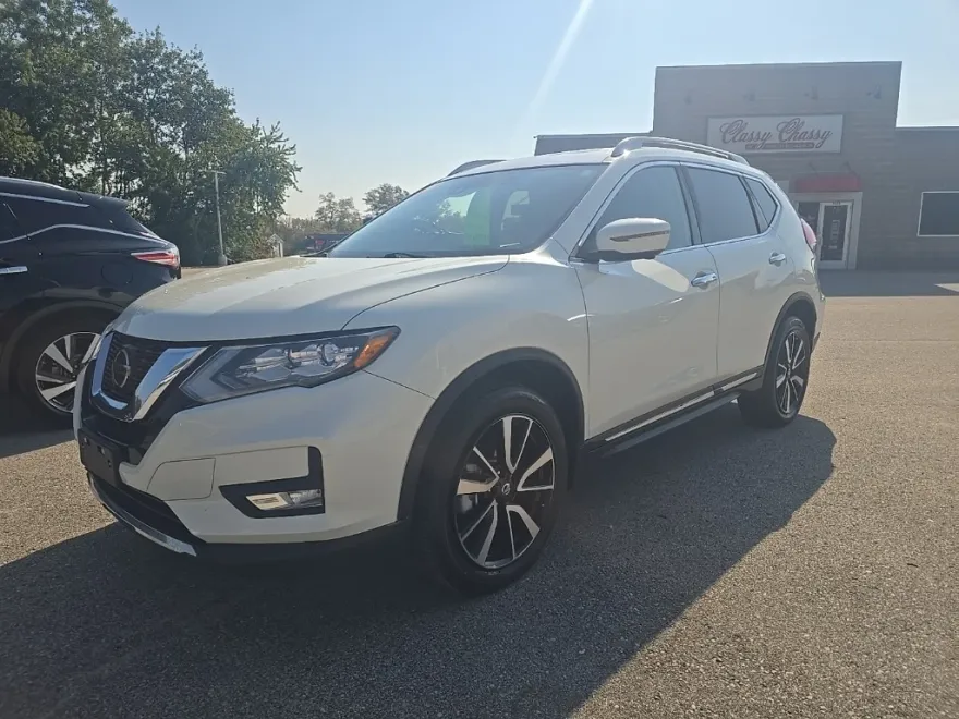 2020 Nissan Rogue SL photo 1