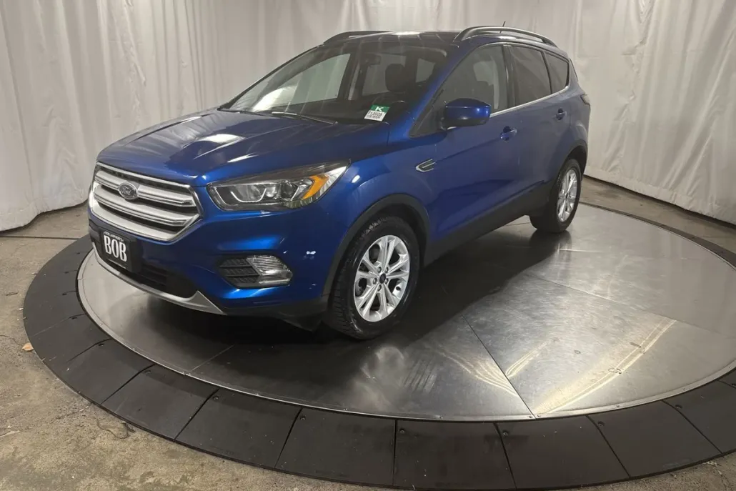 2018 Ford Escape SEL photo 1