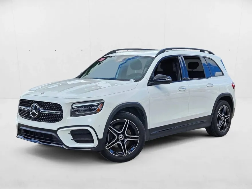 2025 Mercedes Benz GLB 250 photo 1