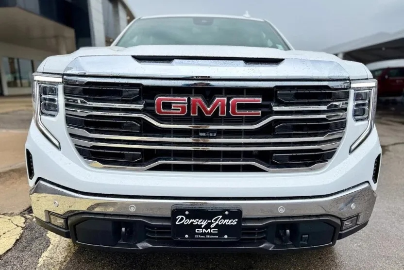 2026 Gmc Sierra 1500 SLT photo 1