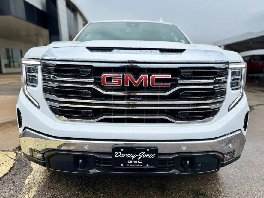 2026 Gmc Sierra 1500 SLT photo 1