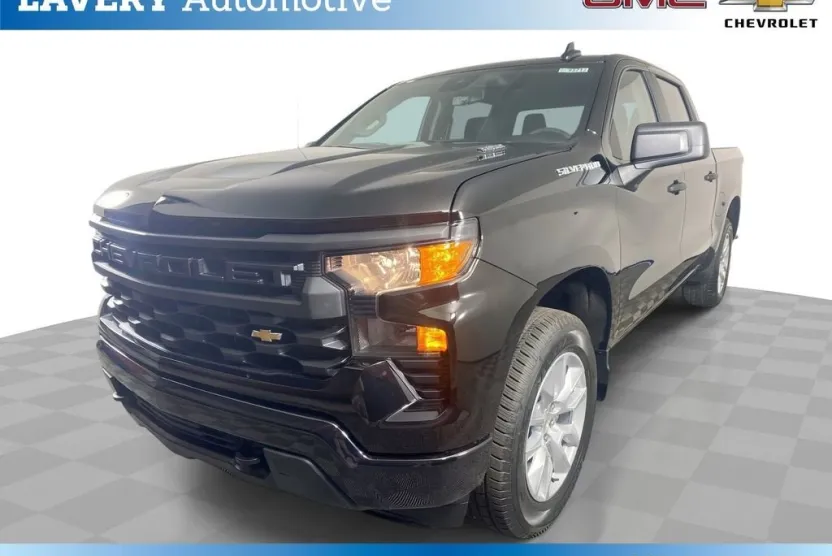2026 Chevrolet Silverado 1500 Custom photo 1
