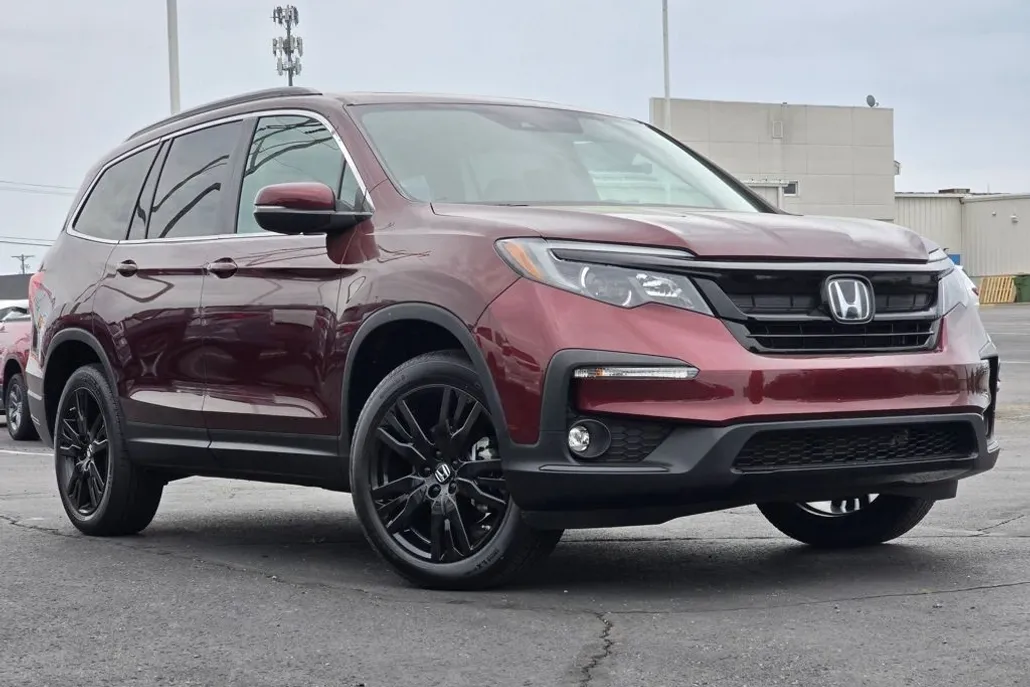 2022 Honda Pilot Special Edition photo 1