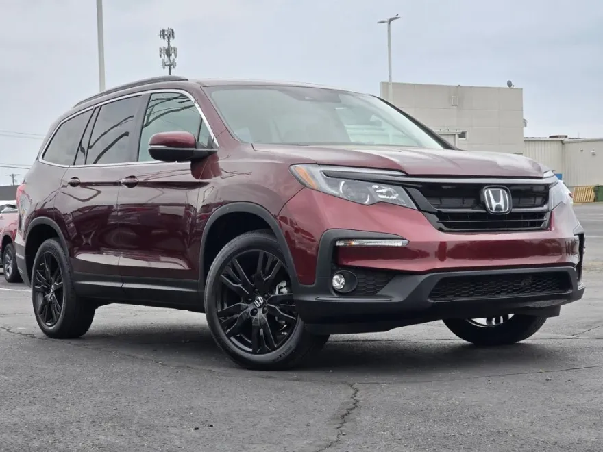 2022 Honda Pilot Special Edition photo 1