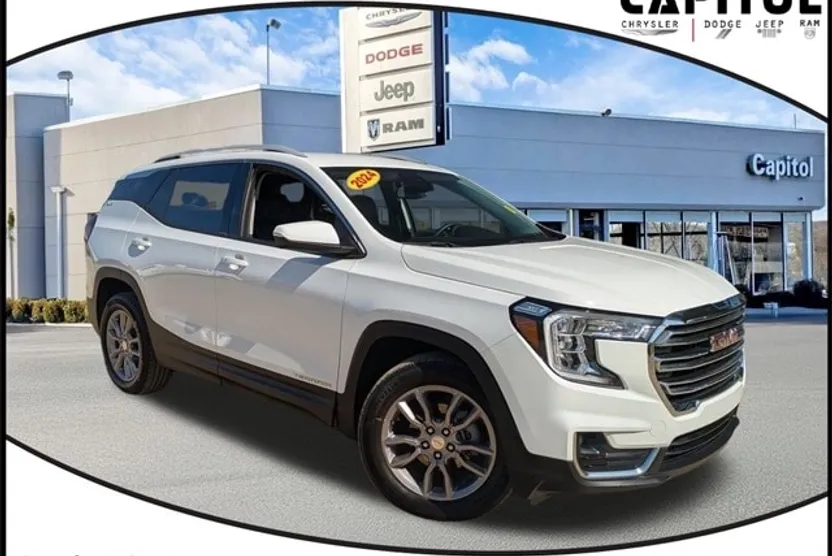 2024 Gmc Terrain SLT photo 1