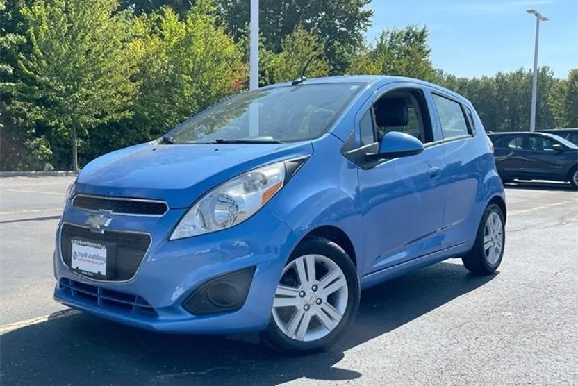 2014 Chevrolet Spark LS photo 1