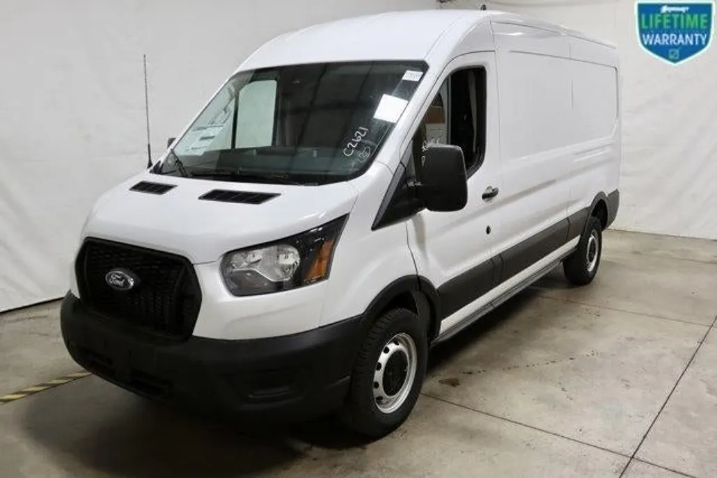 2025 Ford Transit Cargo Van photo 1